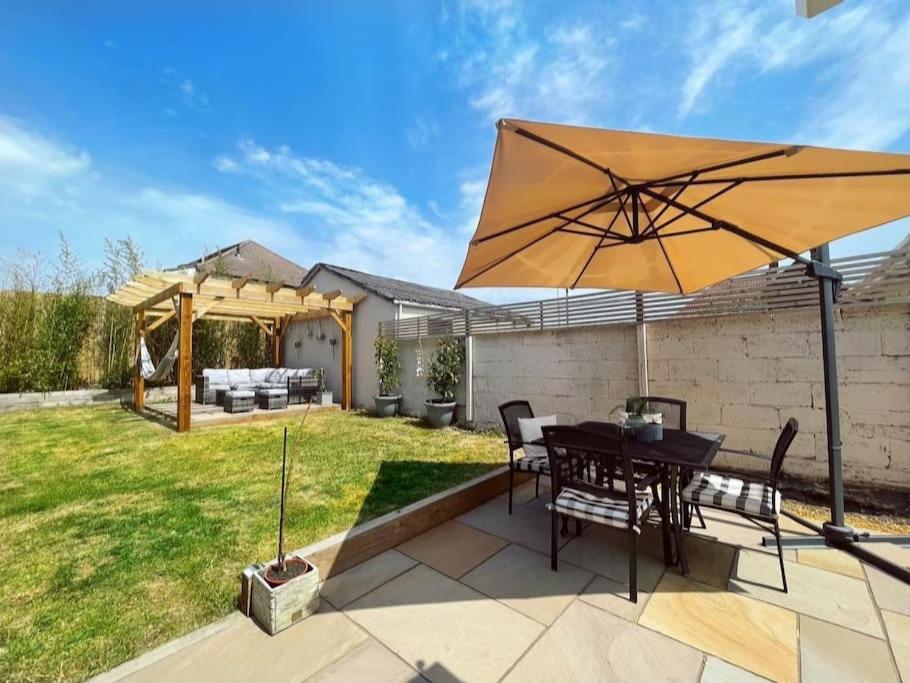 Modern, Central Bungalow With Large Garden Bournemouth Luaran gambar